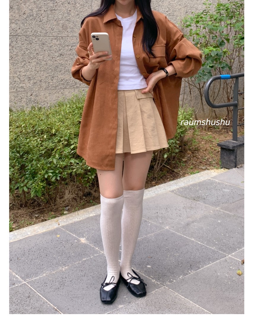 긴팔 오버핏 남방 셔츠 루즈핏 키작녀 간절기 봄 가을 학생 오피스룩 출근 데일리 스웨이드 1번째 이미지