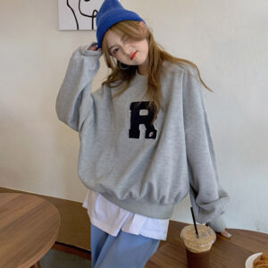 뽀글이 R 라운드넥 티셔츠