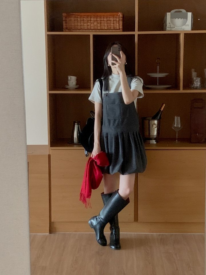 모직 플리츠 멜빵 미니 원피스 치마 키작녀 루즈핏 귀여운 학생 가을 겨울 8번째 이미지