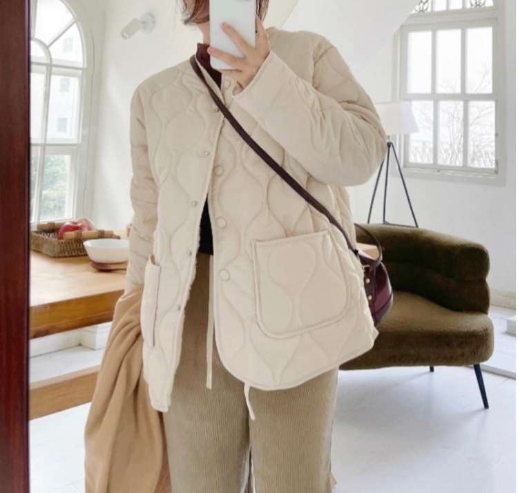오버핏 퀼팅 누빔 패딩 점퍼 자켓 경량 양털 뽀글이 빅사이즈 깔깔이 루즈핏 겨울 후리스 8번째 이미지