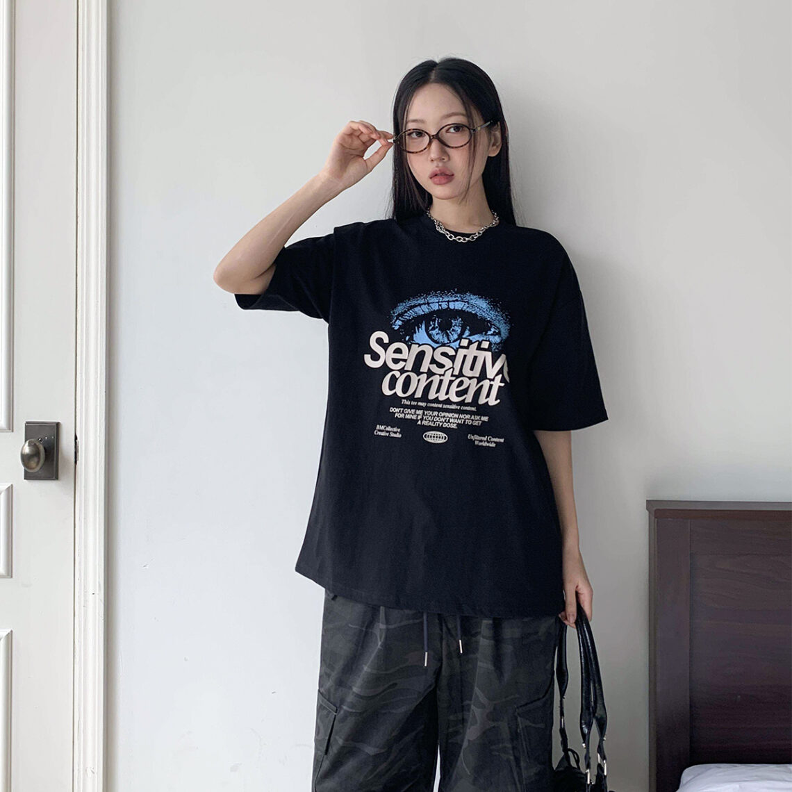 캐주얼 프린팅 티셔츠 넉넉한 반팔 화이트 민트 블랙 MAIN_0 이미지